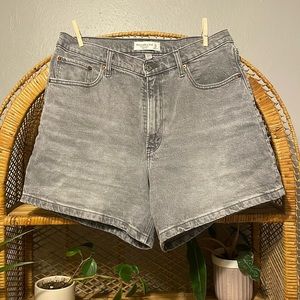 Abercrombie and fitch shorts size 12 curve love